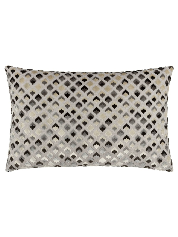 Paoletti 40 x 60cm Lexington Diamond Velvet Jacquard Polyester Filled Cushion - صورة 1 من 5 Paoletti 40 x 60cm Lexington Diamond Velvet Jacquard Polyester Filled Cushion - صورة 1 من 5
