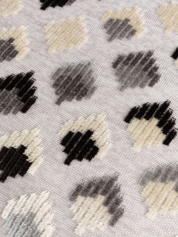Paoletti 40 x 60cm Lexington Diamond Velvet Jacquard-Kissen mit Polyesterfüllung - Bild 6 von 6