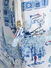 رسم بطبعة لندن باللونين الأبيض/ الأزرق - حقيبة ظهر مدمجة من Cath Kidston - صورة 6 من 10