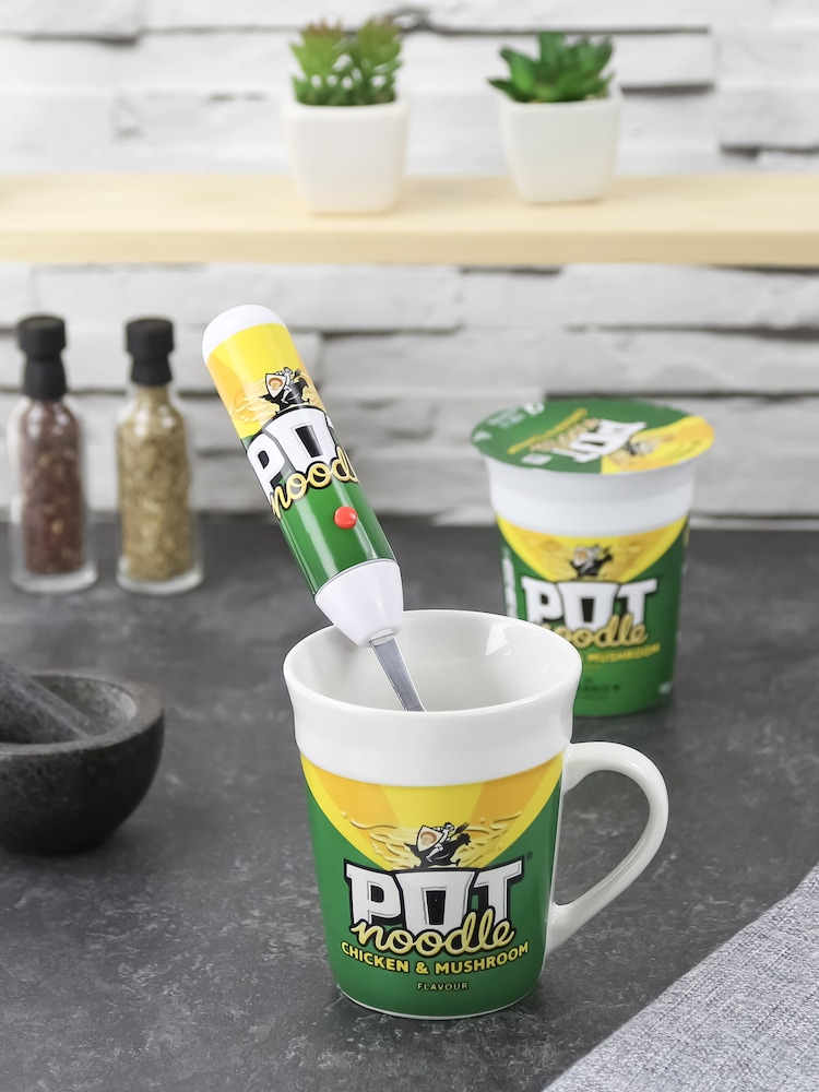 Pot Noodle Chicken & Mushroom Mug & Spinning Fork - Image 1 of 3