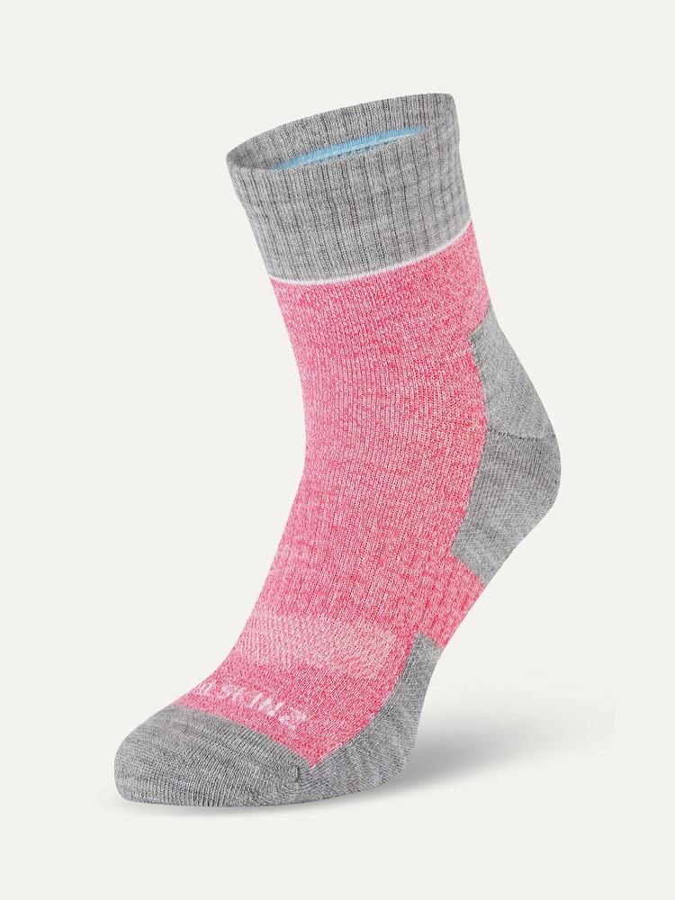 Sealskinz Morston Non-Waterproof Quickdry Ankle Length Socks - Image 1 of 2
