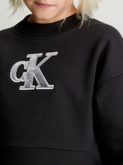 Calvin Klein Jeans obleka v kovinskem odtenku z monogramom - Slika 4 iz 6