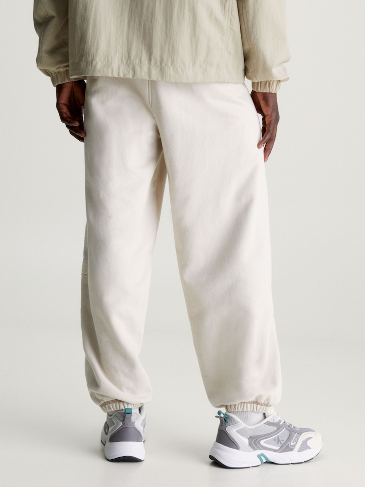 Calvin Klein Jeans Cream Wash Monologo 100% Cotton Joggers - Image 2 of 6
