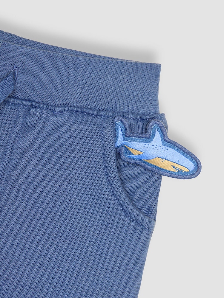 JoJo Maman Bébé 2-Piece Shark Sweatshirt & Joggers Set - Imagem 6 de 6