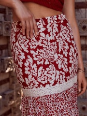 Red Spliced Print Textured Maxi Skirt With Crochet Trim - Image 5 of 7