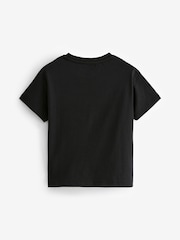 Black/Capso Rika - تيشرت للبنات مصنوع من قطن 100% برقبة مستديرة ومزين برسمة Grace من smALLSAINTS - صورة 5 من 6