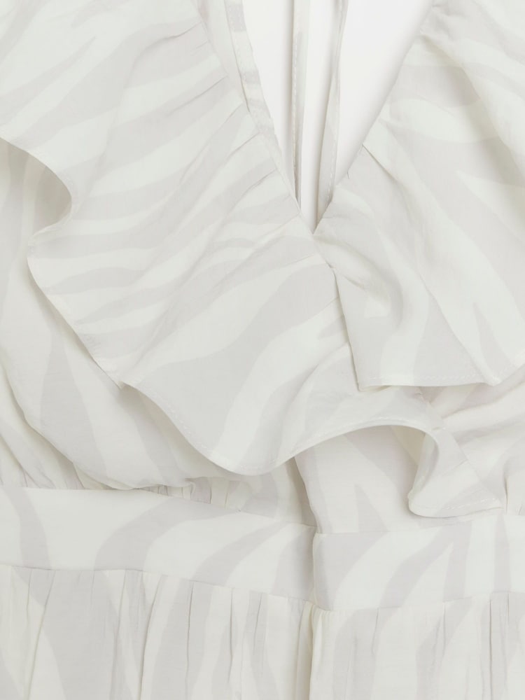 River Island Grey Printed V-Neck Frill Tea Dress - Image 4 of 4 River Island Grey Printed V-Neck Frill Tea Dress - Image 4 of 4