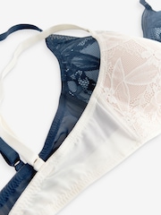 Blue/Neutral Pad Non Wire Lace Detail Bras 2 Pack - Image 10 of 10