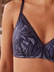 Blue/Neutral Pad Non Wire Lace Detail Bras 2 Pack - Image 5 of 10