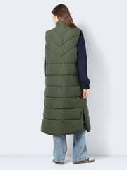 NOISY MAY Green Maxi Length Padded Quilted Collarless Gilet - Image 2 of 4