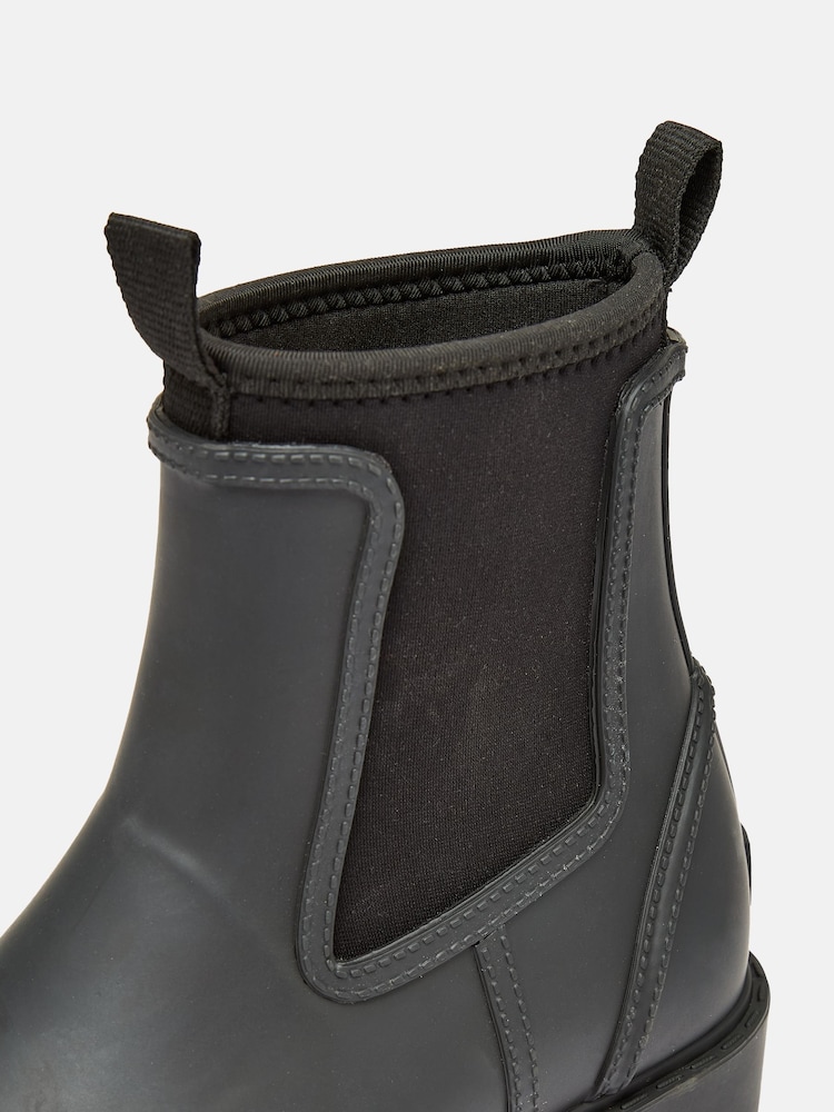 Joules Oakfield Black Short Neoprene-Lined Ankle Wellies - Image 4 of 6