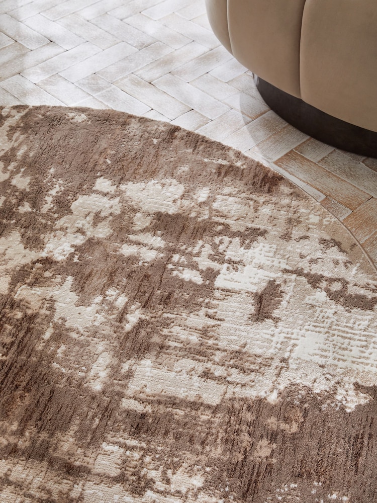 Champagne Gold Mica Abstract Circle Rug - Image 1 of 3