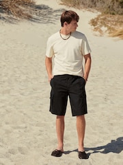 Schwarz - Chinoshorts aus Leinenmischung - Bild 2 von 4