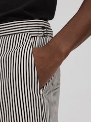Reiss Black/White Stream Striped Adjuster Shorts - Image 4 of 6