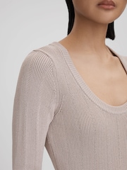 Reiss Neutral Sierra Knitted Scoop Neck Top - Image 4 of 6