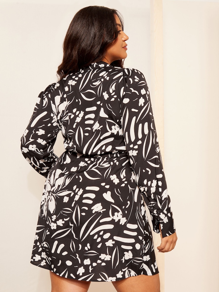 Curves Like These Black/White Floral Long Sleeve Wrap Mini Dress - Image 4 of 4