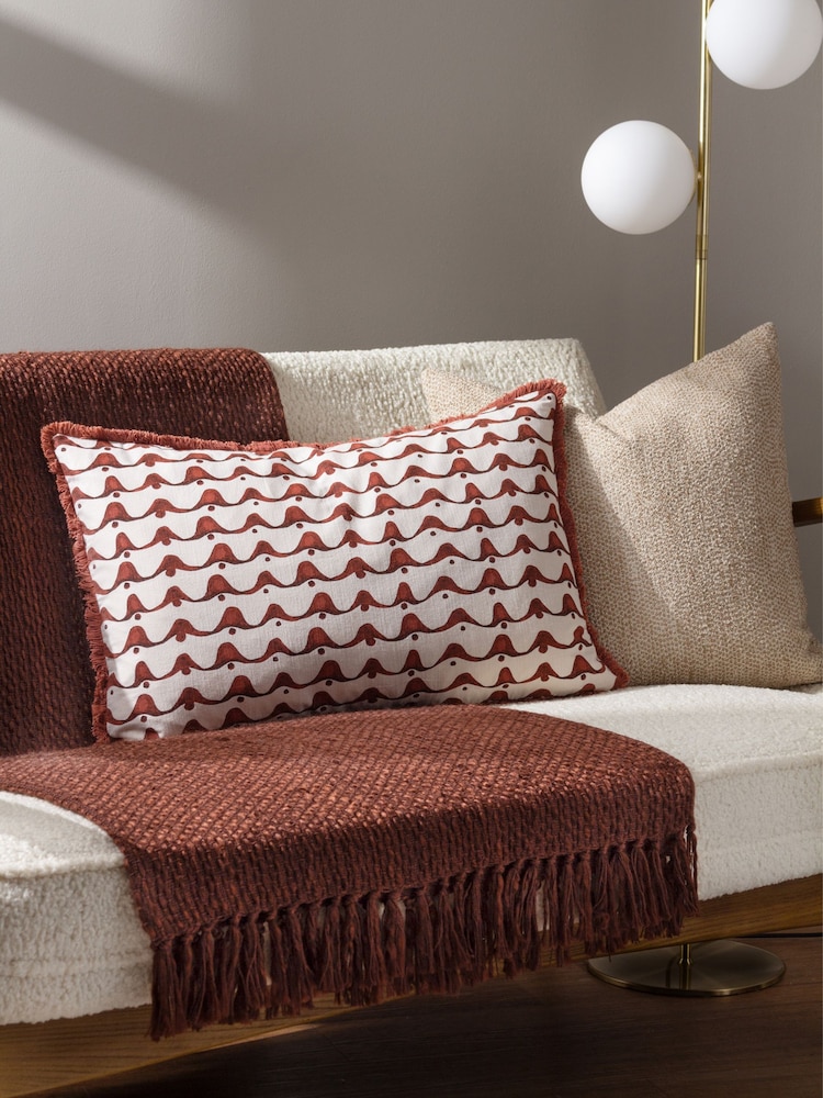 HÖEM Avery Geometric Polyester Filled 100% Cotton Cushion - Изображение 2 из 5
