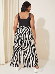 Curves Like These Zebra Black/White Wide Leg Crop Trousers - Image 4 of 4