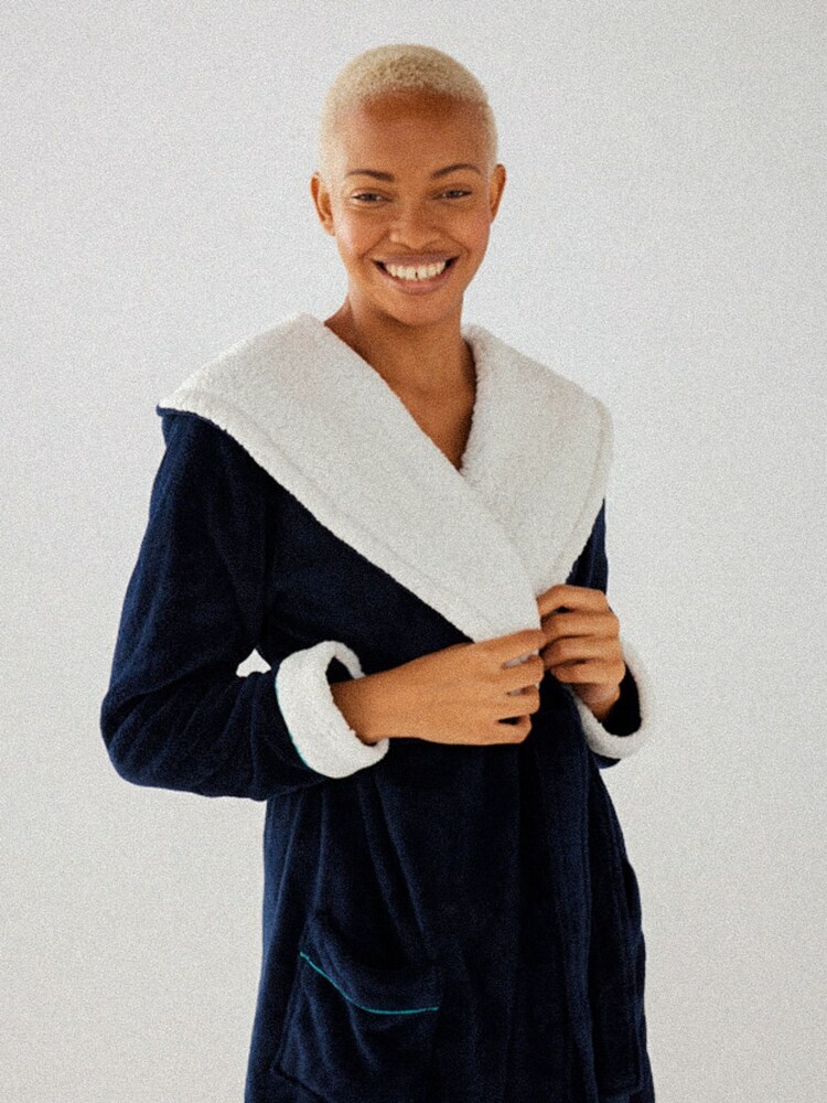 Chelsea Peers Blue Navy Fluffy Dressing Gown - Image 4 of 5