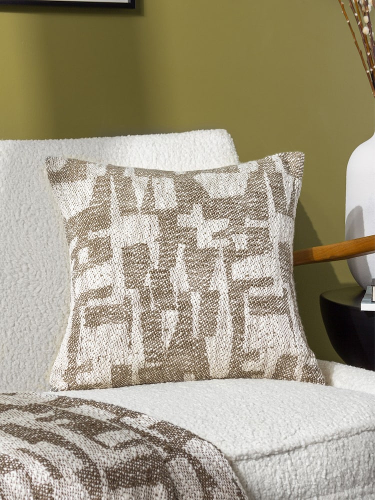 HÖEM Ola Jacquard Feather Filled 100% Cotton Cushion - Изображение 1 из 7 HÖEM Ola Jacquard Feather Filled 100% Cotton Cushion - Изображение 1 из 7