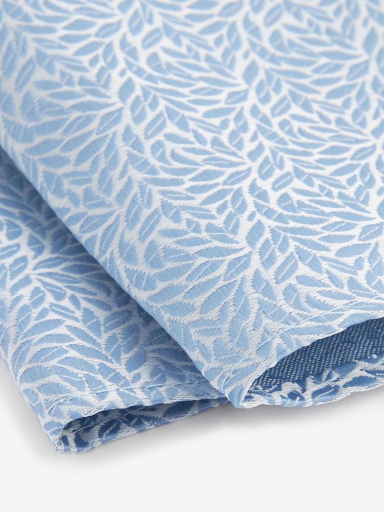 Light Blue Jacquard Leaf Tie And Pocket Square Set - Image 2 of 5
