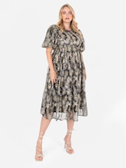 Lovedrobe Sequin Star Black Midi Dress - Image 4 of 8