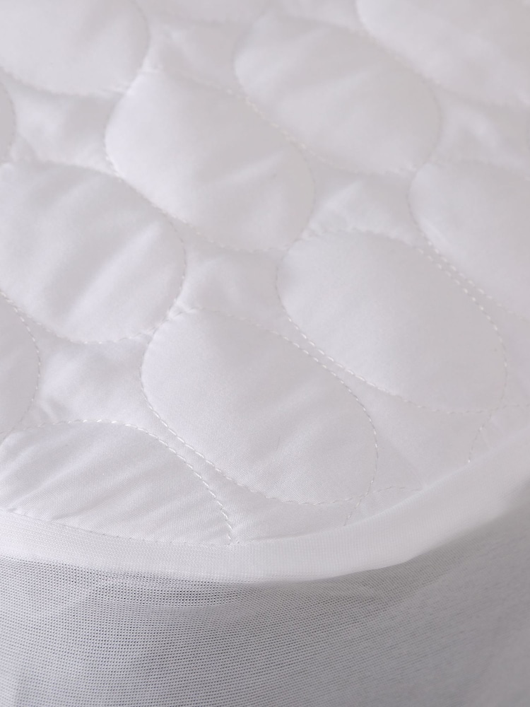 FBC Quilted White Mattress Protector - Image 1 of 1 FBC Quilted White Mattress Protector - Image 1 of 1