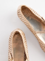 zlata (barva); zlato - Usnjeni tkani čevlji Mary Jane Forever Comfort® - Slika 5 iz 7