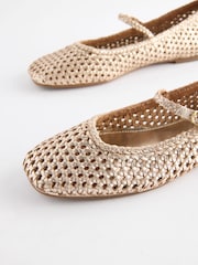 zlata (barva); zlato - Usnjeni tkani čevlji Mary Jane Forever Comfort® - Slika 7 iz 7