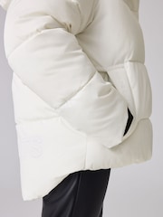 smALLSAINTS White Short Padded Girls Coat - Image 8 of 15