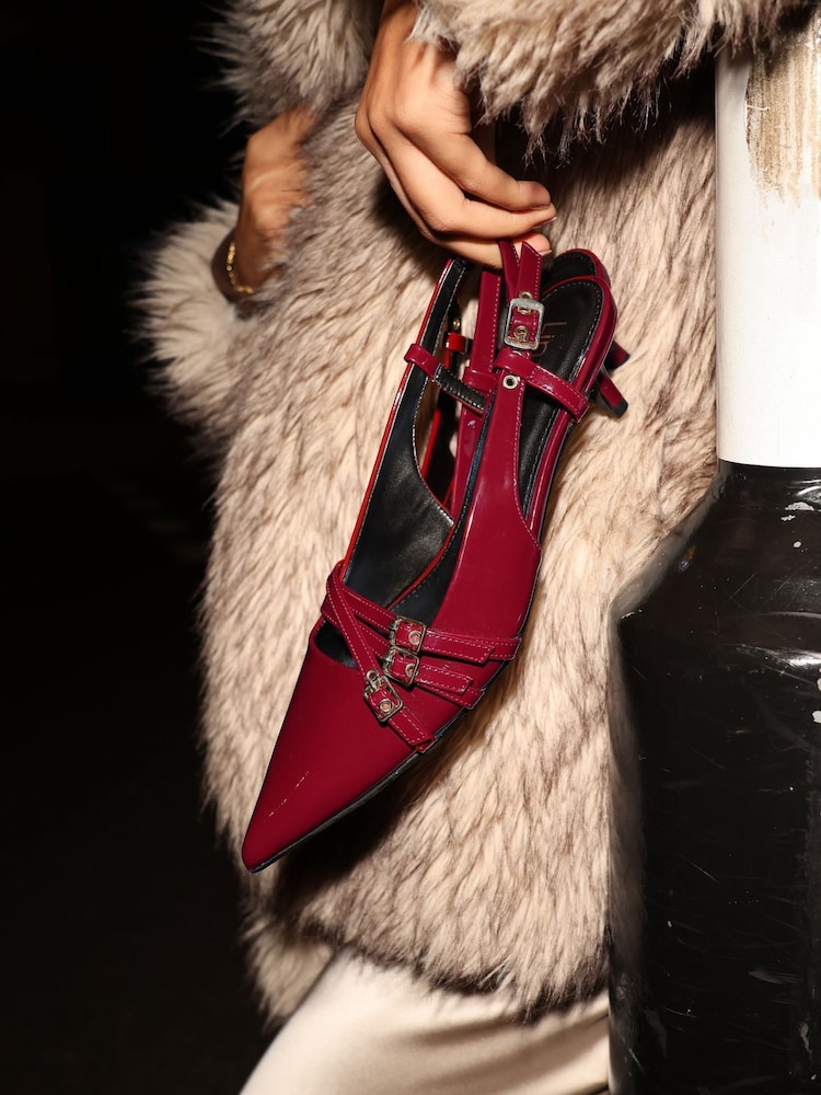 Linzi Red Retro Kitten Court Heels - Image 2 of 6