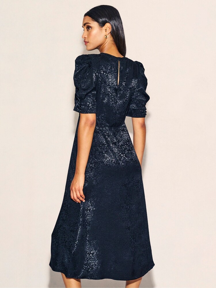 Nobody's Child Black Crew Neck Moira Jacquard Midaxi Dress - Image 2 of 4