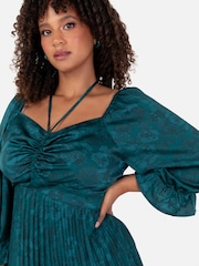 Lovedrobe Green Pleated Midaxi Dress - Image 4 of 4