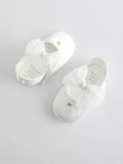 White Bow Occasion Baby Shoes (0-18mths) - Image 4 of 8