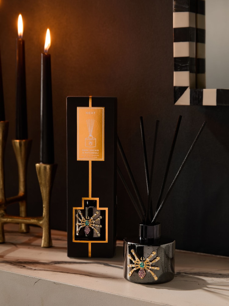 Dark Orchid and Patchouli Fragranced Spider Emblem 100ml Reed Diffuser - Image 2 of 4