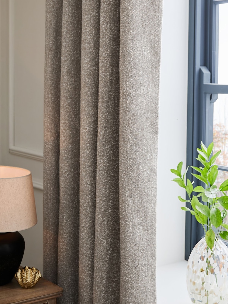 Natural Cosy Texture Blackout/Thermal Eyelet Curtains - Image 4 of 6