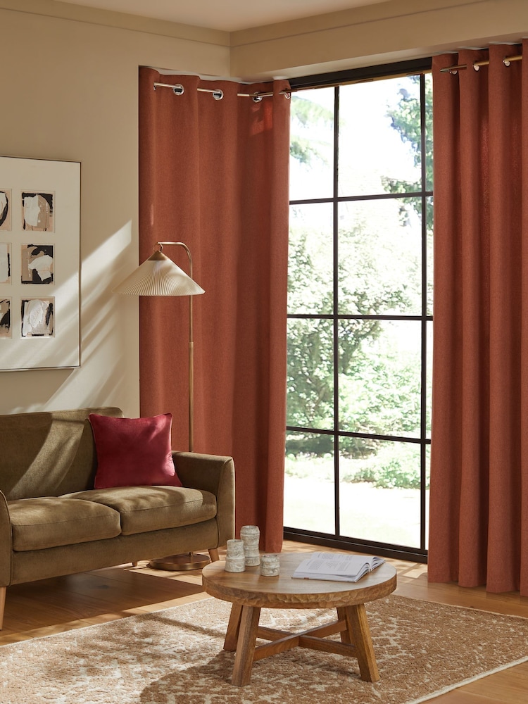 Cortinas com ilhós escovados - Imagem 1 de 5