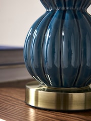 Nina Campbell Blue Evelyn Medium Table Lamp - Image 3 of 5