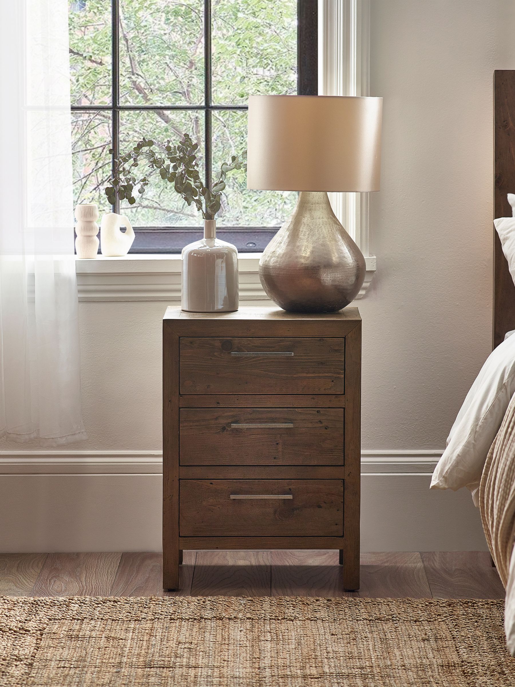 Julian Bowen Unisex Brown Heritage Drawer Bedside Table In Size 3 - Image 4