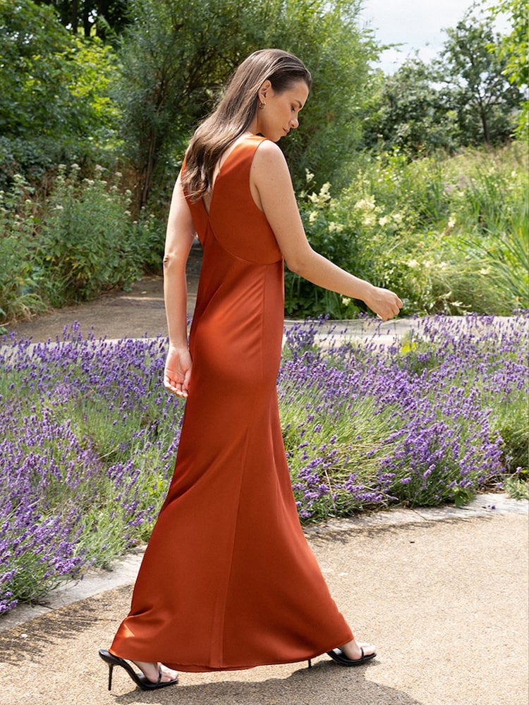 Rewritten Amelia V-Neck Bridesmaid Dress - Image 2 of 5
