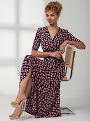 Jolie Moi – bedrucktes Maxikleid aus Viskose mit Rüschensaum - Bild 5 von 6