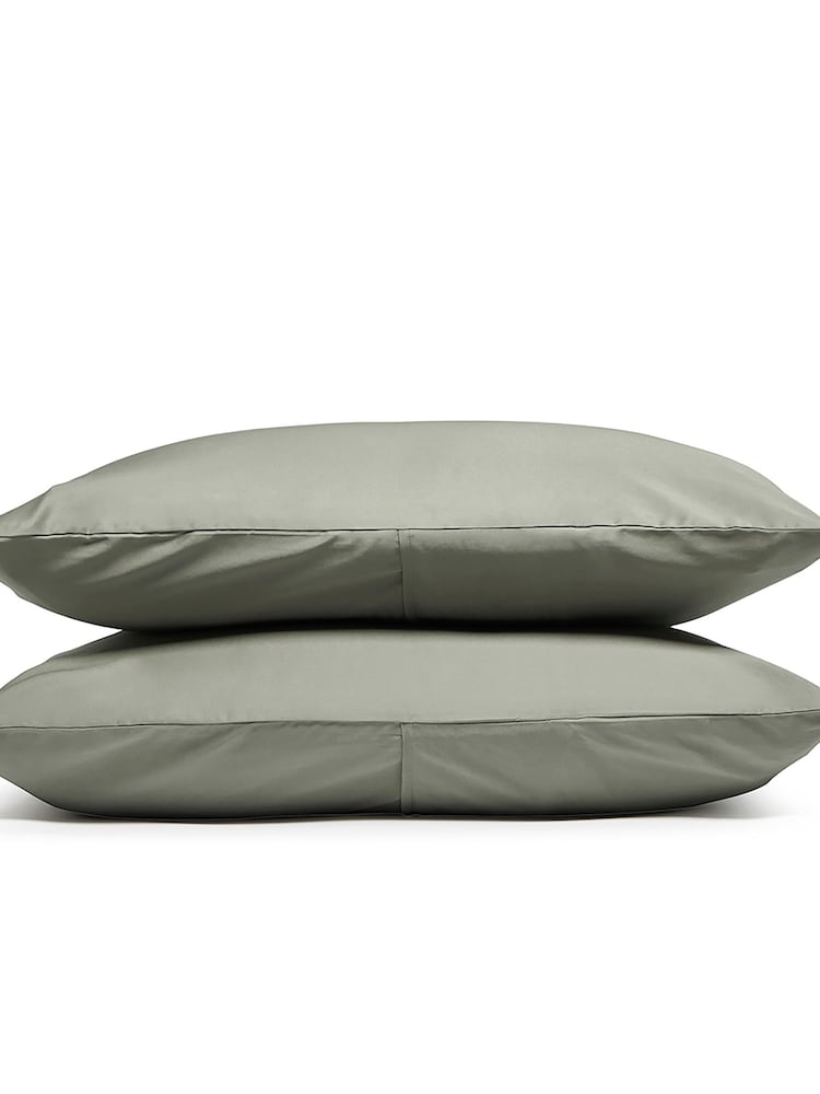 Bedfolk Set of 2 Green Luxe Cotton Pillowcases - Image 4 of 5