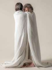 Bedfolk Natural Linen Cotton Throw - Image 4 of 5