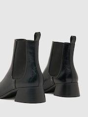 Schuh Brooke Block Heel Chelsea Black Boots - Image 4 of 4