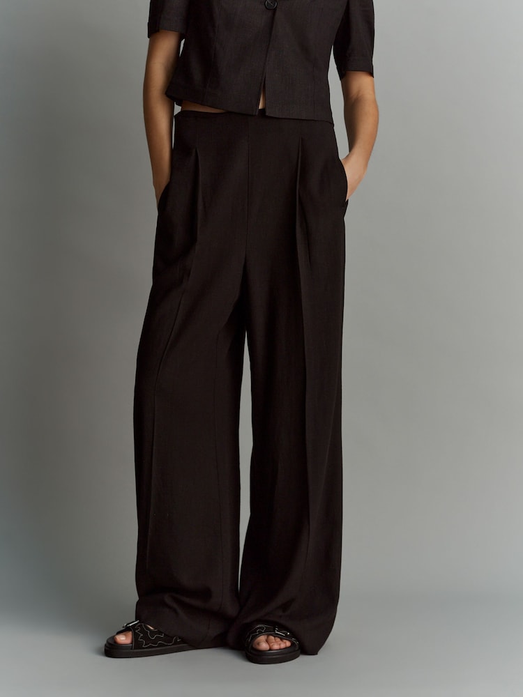 Black Linen Wide Leg Trousers - Image 2 of 6 Black Linen Wide Leg Trousers - Image 2 of 6