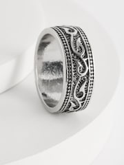 Silver Tone Antiqued Silver Engraved Band Ring - Image 3 of 5