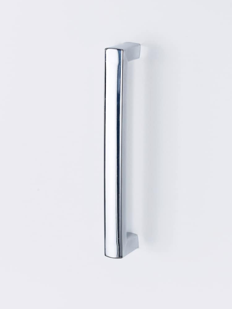 Rauch Alpine White Harburg Wood and Mirror Triple Semi Fitted Wardrobe - Image 6 of 6