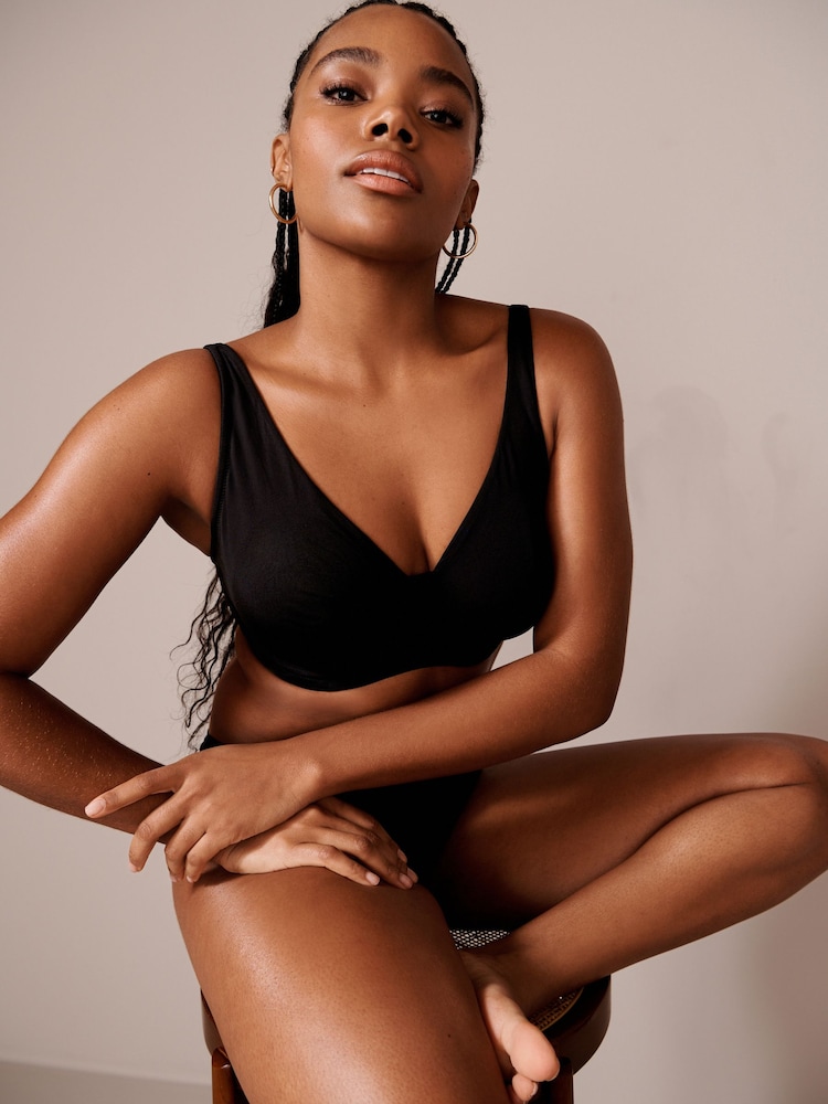 Black/White/Praline Nude Non Pad Full Cup DD+ Microfibre Smoothing Ultimate Comfort T-Shirt Bras 3 Pack - Image 4 of 13