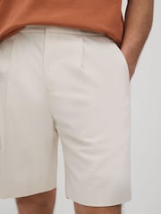 Reiss White Sussex Relaxed Drawstring Shorts - Image 4 of 6