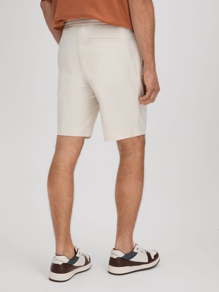 Reiss White Sussex Relaxed Drawstring Shorts - Image 5 of 6